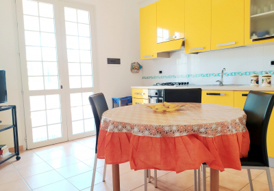 Casa Vacanze Appartamento Iris In Villa